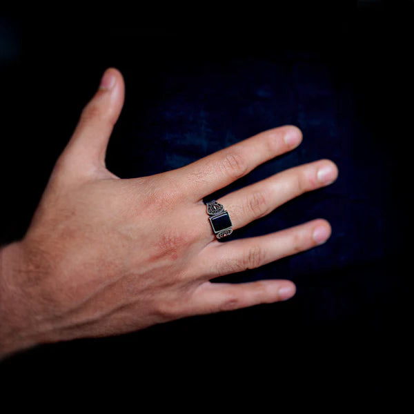 Shadowstone Ring (Black)
